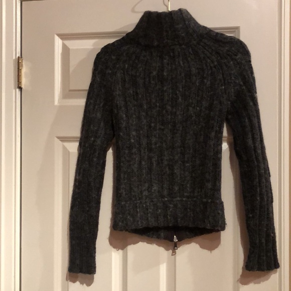 50% wool 50% acrylic zip up grey sweater - Picture 4 of 4